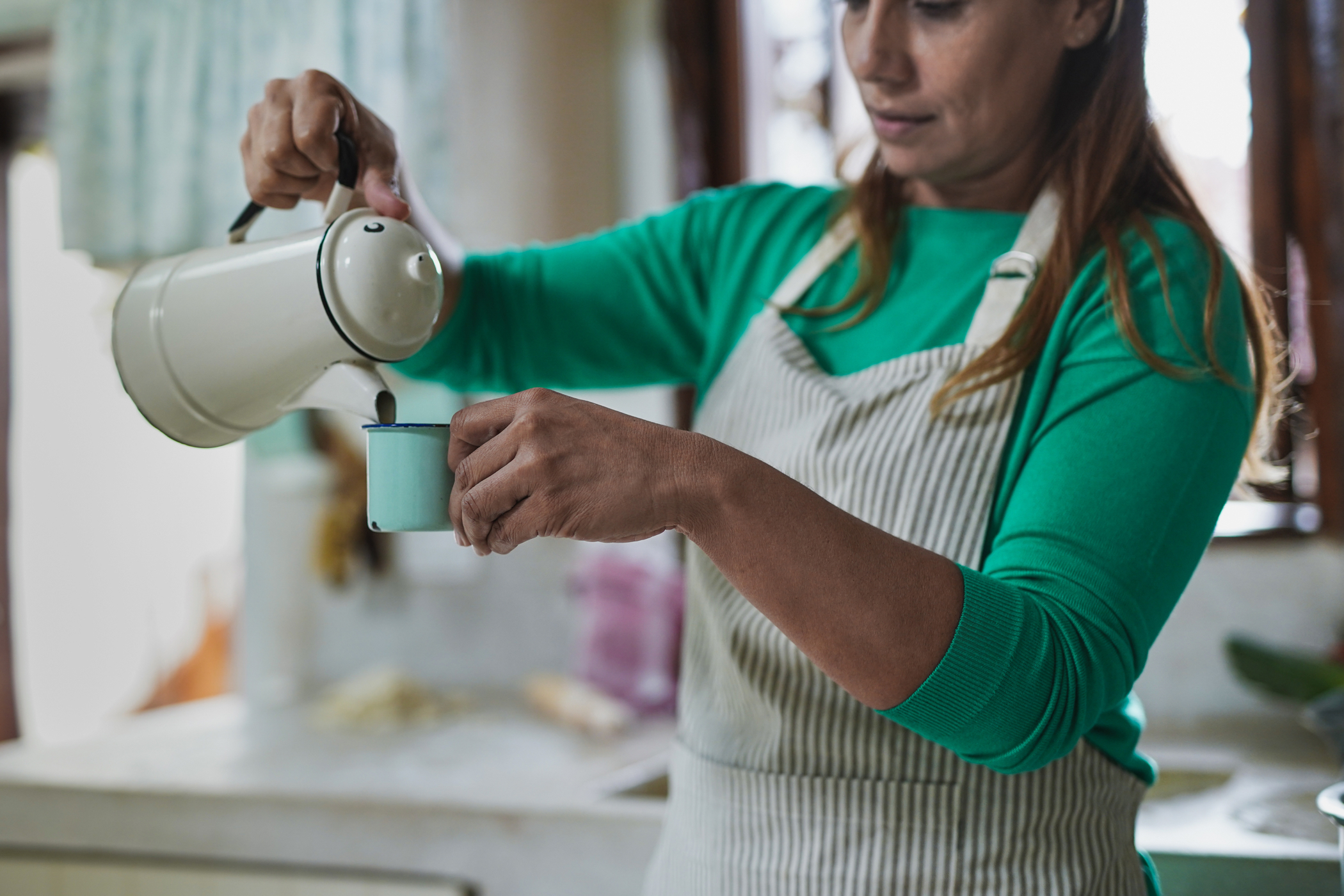 Kaffeekanne mit bitterem Kaffeegeschmack nach Reinigung